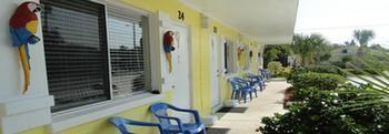 White Sands Beach Resort Holmes Beach Extérieur photo